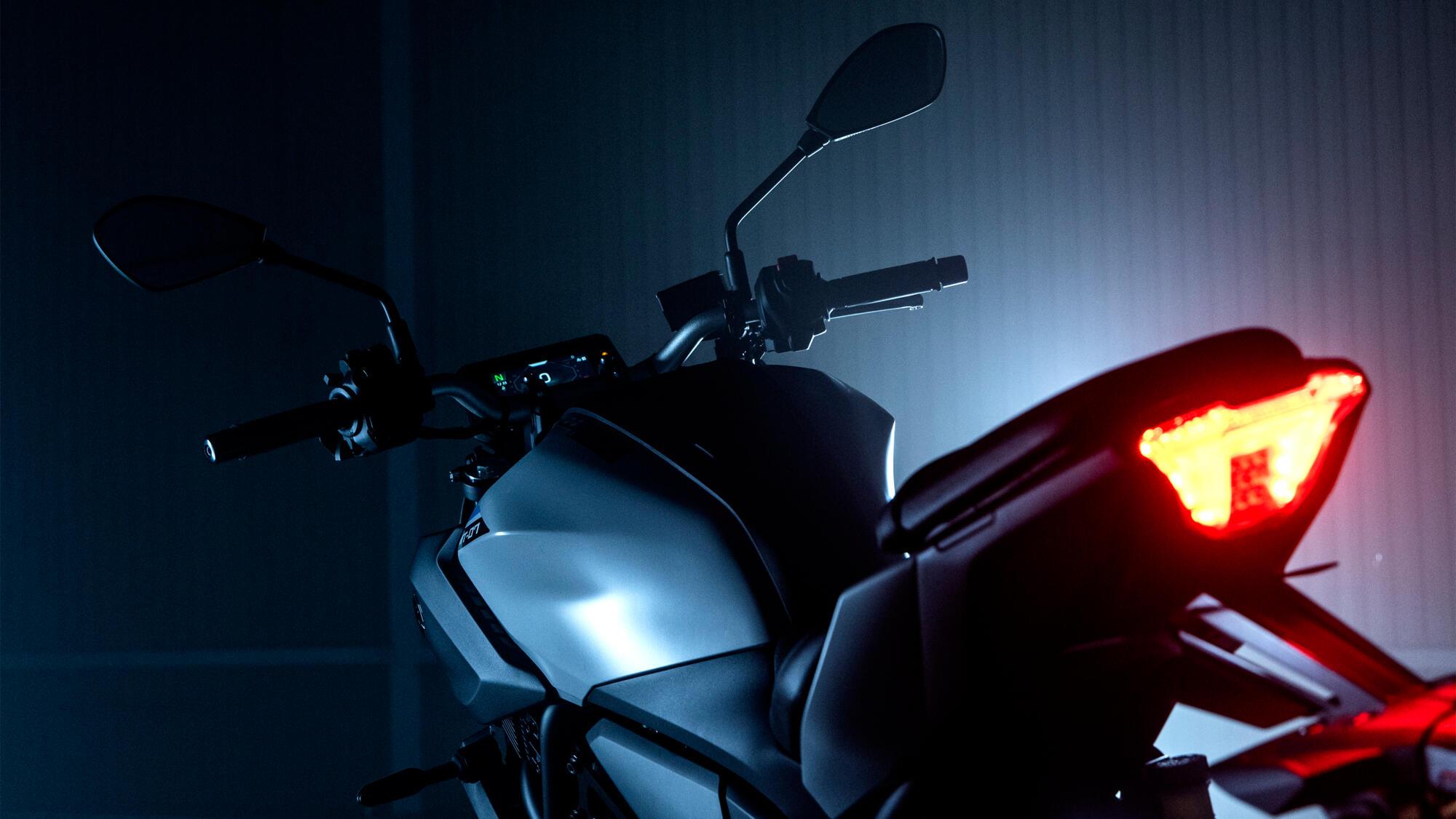 YAMAHAMT-07-id20056_11